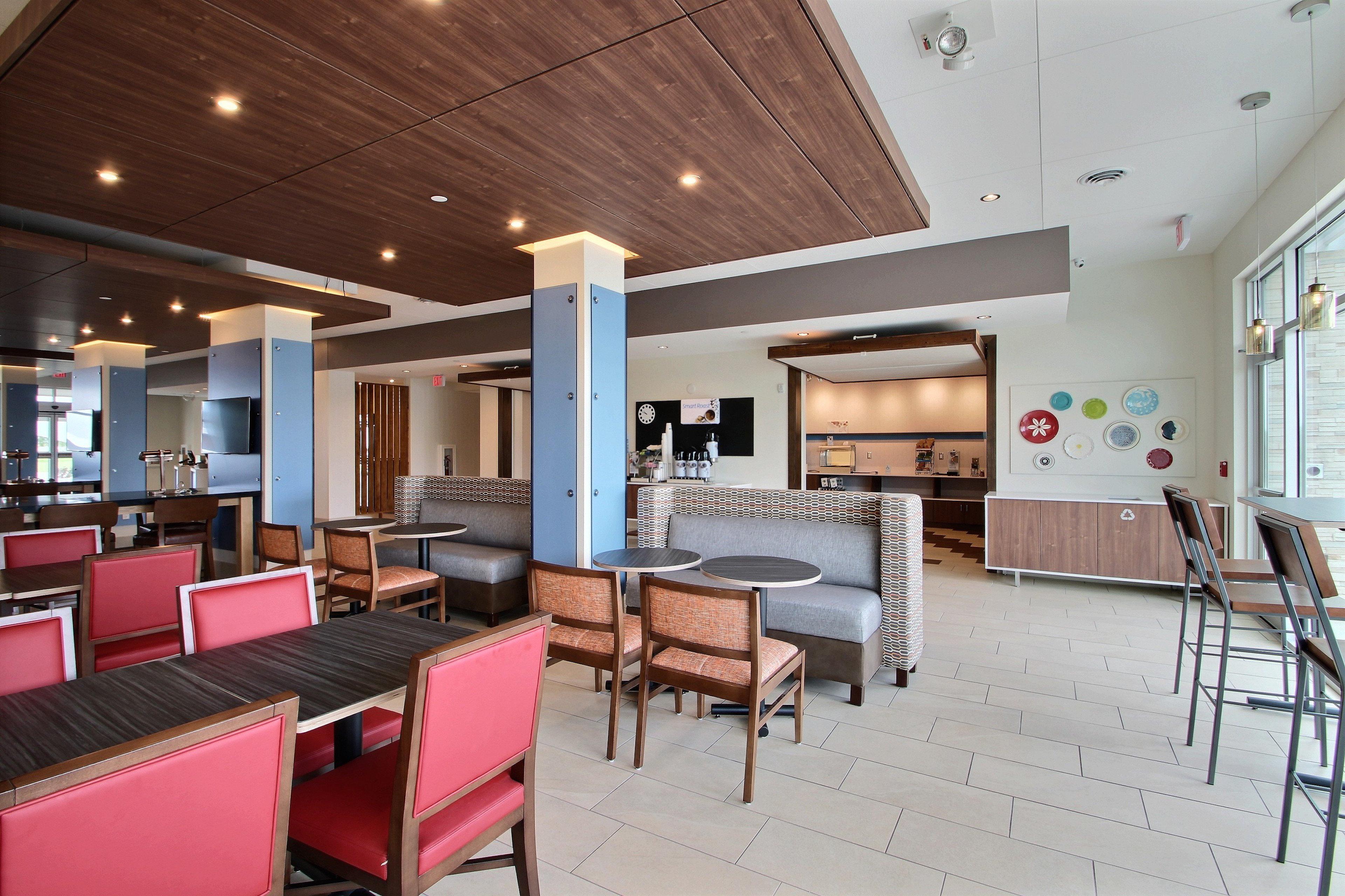 Holiday Inn Express & Suites Fond Du Lac By Ihg Buitenkant foto