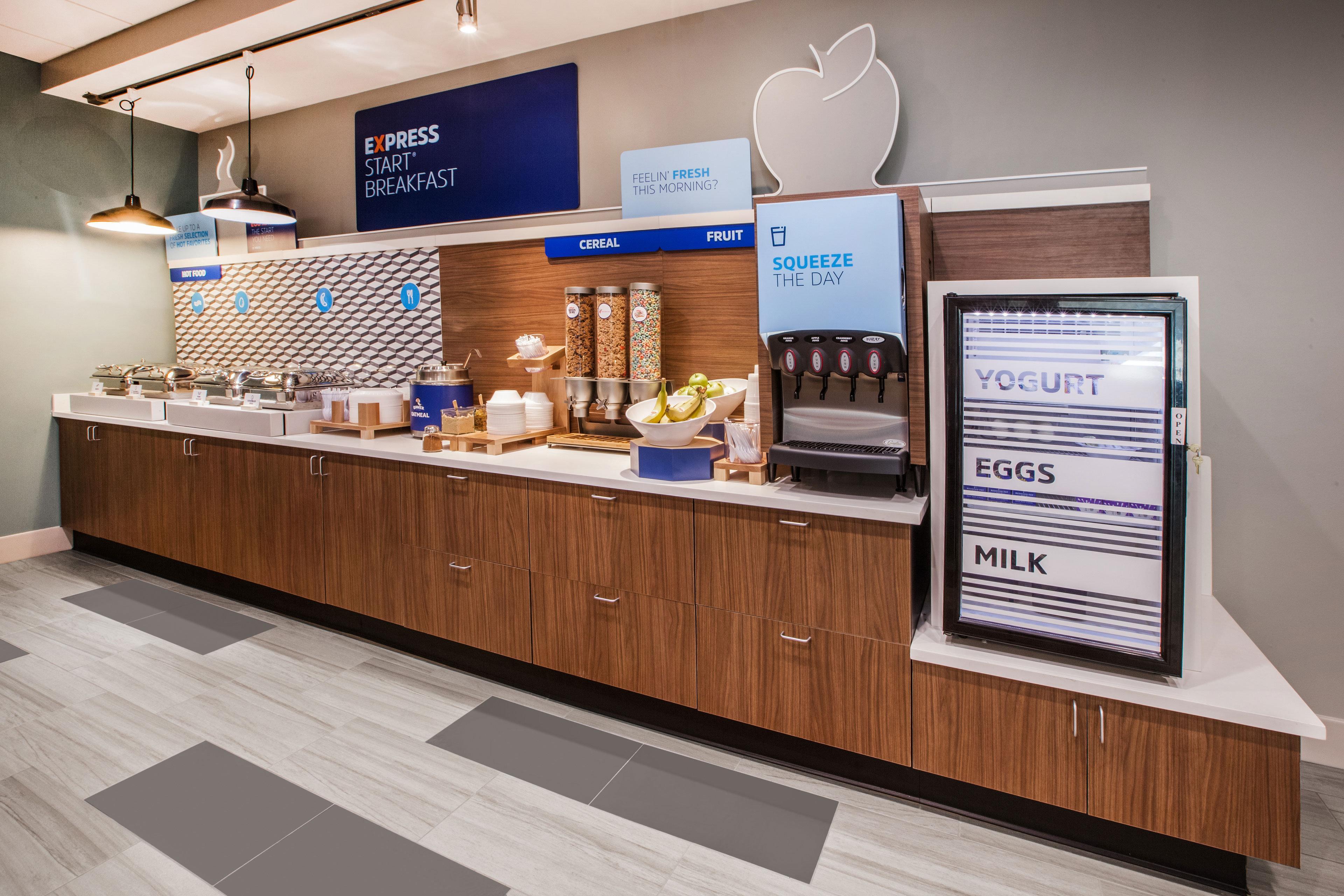 Holiday Inn Express & Suites Fond Du Lac By Ihg Buitenkant foto